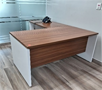 Escritorio en forma de L